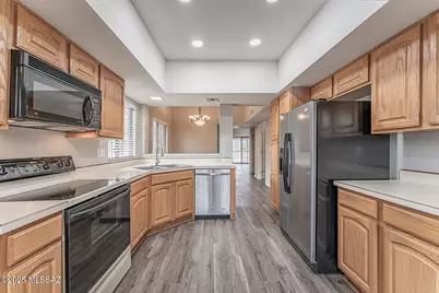 931 W Rio Guaymas, Green Valley, AZ 85614 - Photo 10