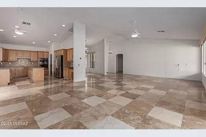 38518 S Sand Crest Drive, Saddlebrooke, AZ 85739 - Photo 6