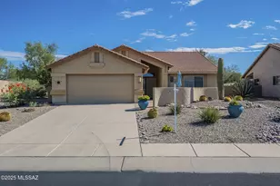 1781 E Redstart Rd, Green Valley, AZ 85614 - Photo 46