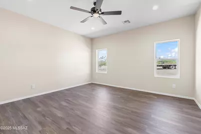 1577 E Gambel Way, Benson, AZ 85602 - Photo 10