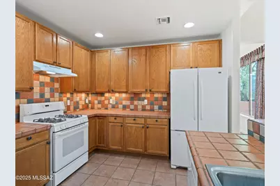 7519 S Eliot Lane, Tucson, AZ 85747 - Photo 8