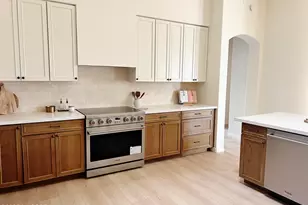 13940 N Bentwater Dr, Oro Valley, AZ 85755 - Photo 2