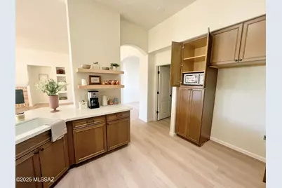13940 N Bentwater Drive, Oro Valley, AZ 85755 - Photo 4