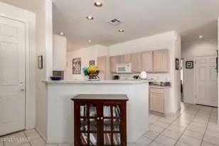 9455 N Whispering Shadows Way, Tucson, AZ 85743 - Photo 8