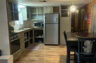 557 E Hillcrest Dr, Benson, AZ 85602 - Photo 4