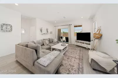 385 N Spring Flower Drive, Tucson, AZ 85748 - Photo 8