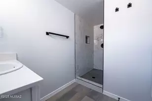 5221 E Hawthorne Pl, Tucson, AZ 85711 - Photo 14