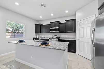 12079 E Becker Drive, Vail, AZ 85641 - Photo 18