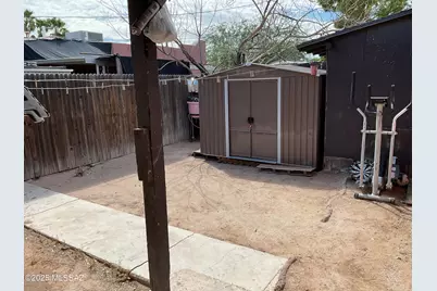 303 &amp; 305 E Palmdale Street, Tucson, AZ 85714 - Photo 10