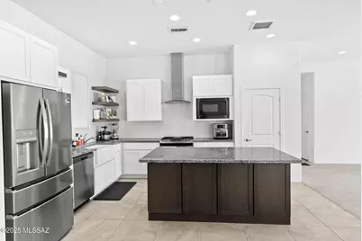 8015 S Galileo Lane, Tucson, AZ 85747 - Photo 10