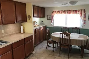 5828 W Rocking Cir St, Tucson, AZ 85713 - Photo 4