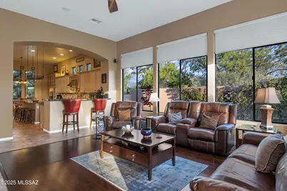 13837 N Steprock Canyon Place, Oro Valley, AZ 85755 - Photo 4