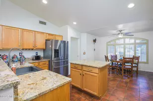 1329 N Sun Catcher Way, Green Valley, AZ 85614 - Photo 8