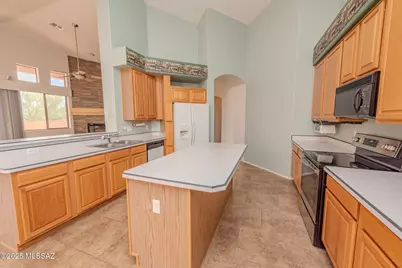 601 W Sendero Claro, Tucson, AZ 85737 - Photo 8