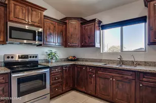 1158 Escorpion Ct, Rio Rico, AZ 85648 - Photo 10