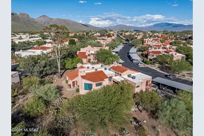 5051 N Sabino Canyon Road #2204, Tucson, AZ 85750 - Photo 4