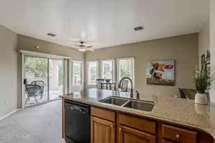 4008 S Via Del Picamaderos, Green Valley, AZ 85622 - Photo 16