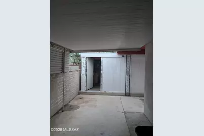 812 N Desert Avenue, Tucson, AZ 85711 - Photo 12