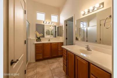 5860 S Painted Canyon Drive, Green Valley, AZ 85622 - Photo 16