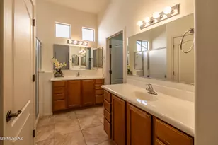 5860 S Painted Canyon Dr, Green Valley, AZ 85622 - Photo 16