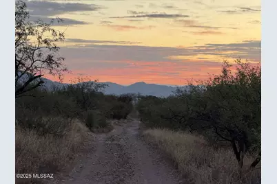 35705 Red Cloud Mine Road #1, Vail, AZ 85641 - Photo 10