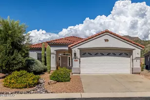 13712 N Holly Grape Dr, Marana, AZ 85658 - Photo 2