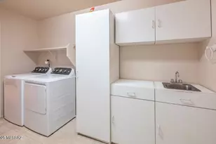 13712 N Holly Grape Dr, Marana, AZ 85658 - Photo 30