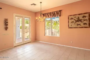 13712 N Holly Grape Dr, Marana, AZ 85658 - Photo 12