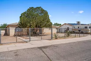 758 W Santa Paula St, Tucson, AZ 85706 - Photo 2