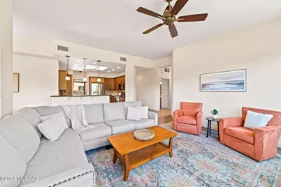 922 E Vault Mine Court, Green Valley, AZ 85614 - Photo 10