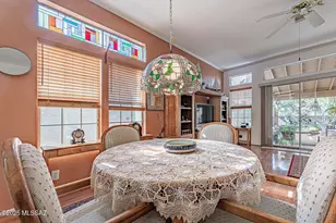 542 W Riverdale Ct, Green Valley, AZ 85614 - Photo 16