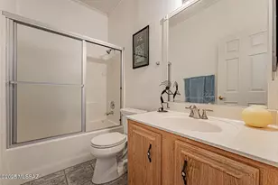 542 W Riverdale Ct, Green Valley, AZ 85614 - Photo 30
