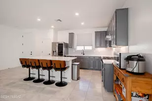 8757 E Pebble Stone Ln, Tucson, AZ 85730 - Photo 12