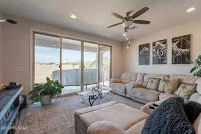 21372 E Charmaine Road, Red Rock, AZ 85145 - Photo 2