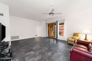 1629 E Broken Bow Way, Oro Valley, AZ 85755 - Photo 8