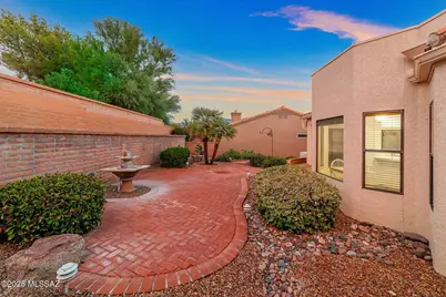 1629 E Broken Bow Way, Oro Valley, AZ 85755 - Photo 34
