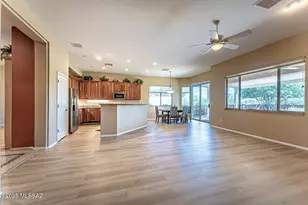 991 W Calle Artistica, Green Valley, AZ 85614 - Photo 10