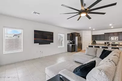 342 W Aberdeen Street, Vail, AZ 85641 - Photo 10