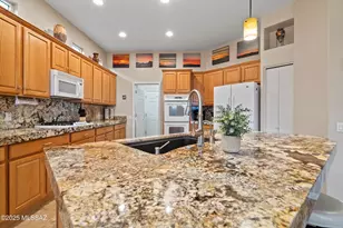 13517 N Heritage Gateway Ave, Marana, AZ 85658 - Photo 14