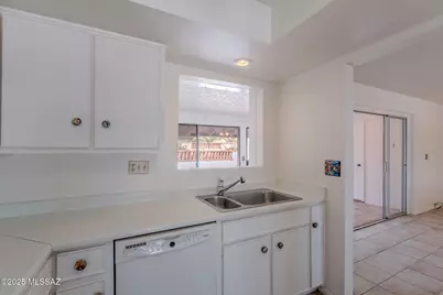 55 N Los Pinos, Green Valley, AZ 85614 - Photo 12