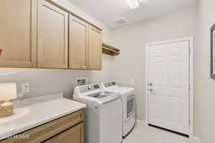 2428 E Canyon Crossing Dr, Green Valley, AZ 85614 - Photo 36