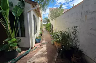 2776 W Carnation Pl, Tucson, AZ 85745 - Photo 2