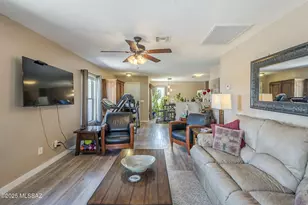 2599 E Windsor Castle Ln, Tucson, AZ 85706 - Photo 6