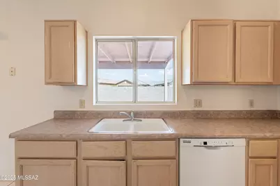 8955 E Weyburn Drive, Tucson, AZ 85730 - Photo 14