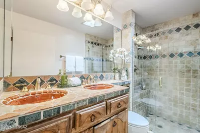 2279 E Camino Rio, Tucson, AZ 85718 - Photo 8
