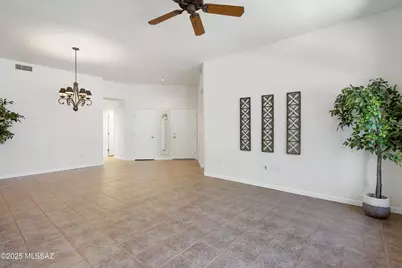 2199 E Jonquil Street, Oro Valley, AZ 85755 - Photo 10