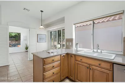2199 E Jonquil Street, Oro Valley, AZ 85755 - Photo 16