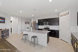 10213 N Leopard Gecko Terrace, Marana, AZ 85653 - Photo 6