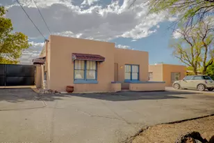 637 N Catalina Ave, Tucson, AZ 85711 - Photo 1