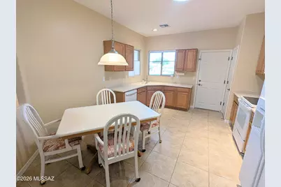 111 W Calle Moncayo, Sahuarita, AZ 85629 - Photo 10